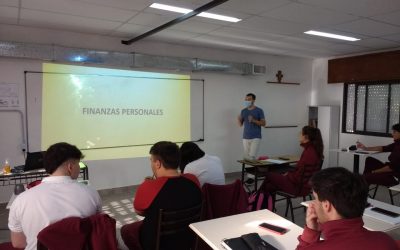 Jornada de capacitación sobre finanzas personales para alumnos de 6° Año de Secundaria (Fotos)