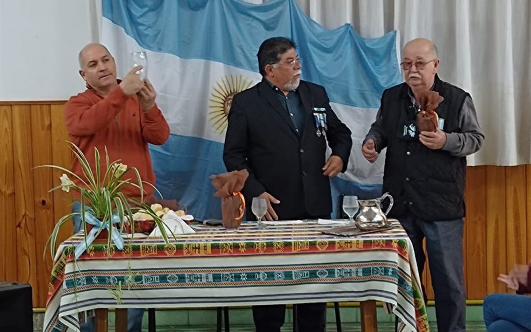 A 40 años: Charla y homenaje a veteranos de la Guerra de Malvinas (Fotos)