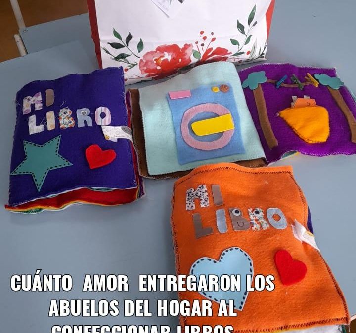 Abuelos del Hogar Adela Frizza entregaron libros y material a los alumnos de Nivel Inicial