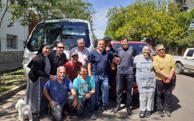 Comenzó el viaje de los misioneros para dotar de agua a la escuela de Esteros (Fotos)