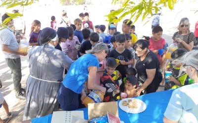 Grupo Misionero del Cole: Sonrisas, juguetes y golosinas con los chicos del Barrio «Martín Fierro»